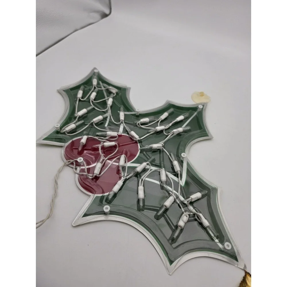 Vtg Holiday Time Lighted Holly Indoor/Outdoor 22